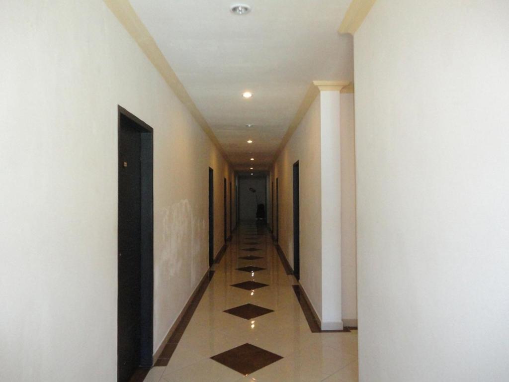 Grand Duta Hotel Palu Exterior foto
